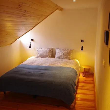 Lisbon Chalet Apartment